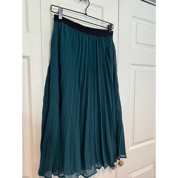 New Pleated Midi Skirt - Green A Line Elastic Waist - Career Cocktail - Picture 5 of 9